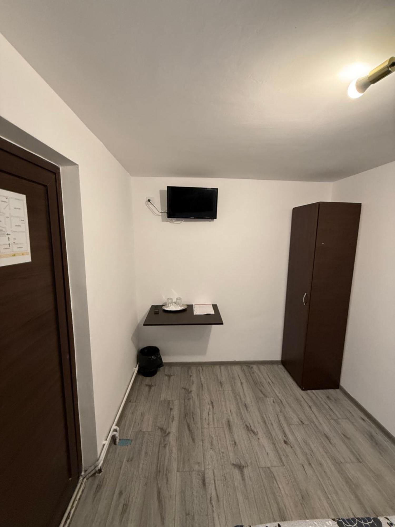Aparthotel Casa Bucovineana Iasi Esterno foto